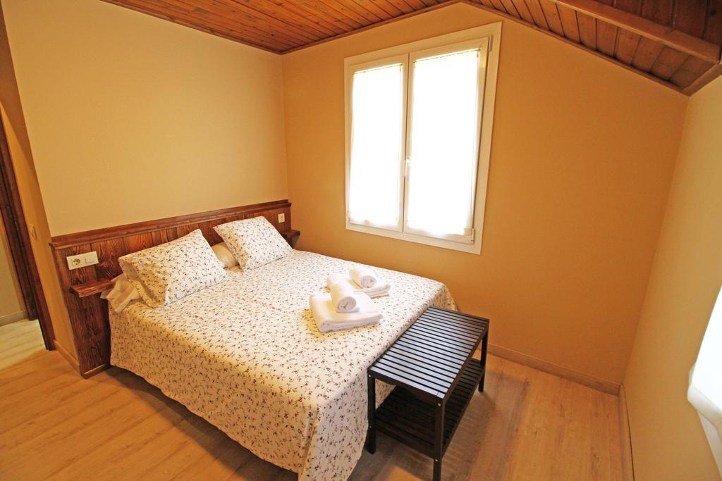 Apartamentos Snoe Mont Romies Salardú Eksteriør bilde