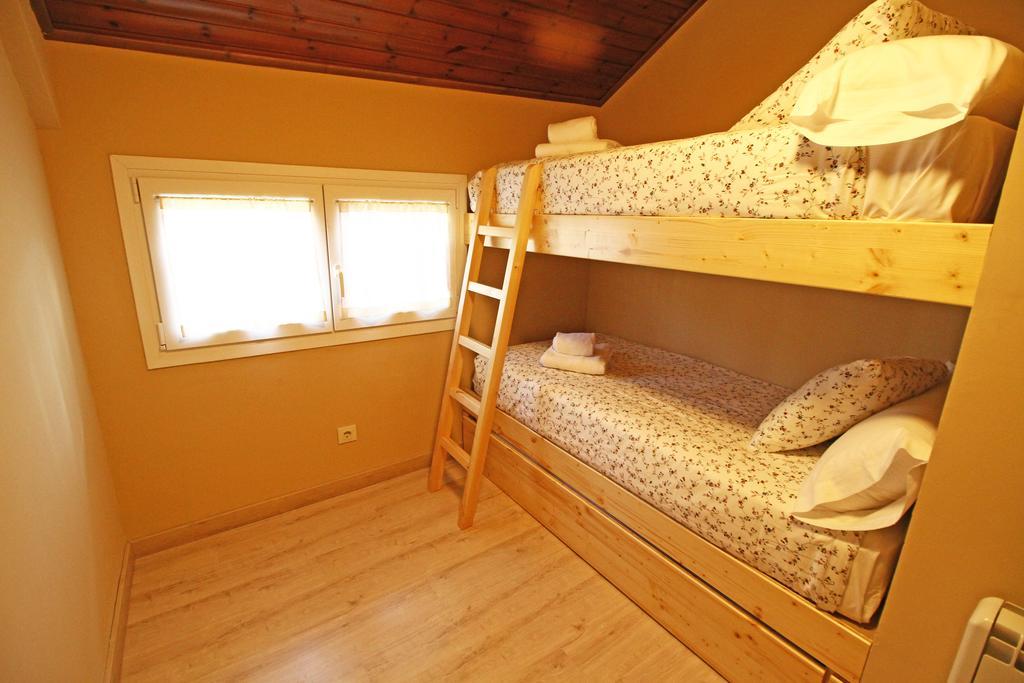 Apartamentos Snoe Mont Romies Salardú Eksteriør bilde
