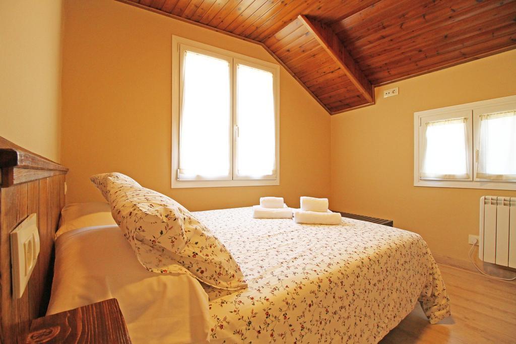 Apartamentos Snoe Mont Romies Salardú Eksteriør bilde